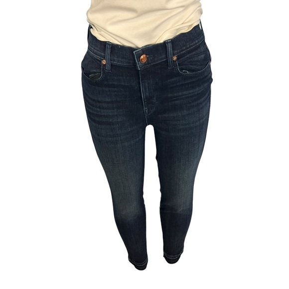 3/$30 🍂 AYR The Riser Dark Wash Raw Hem Jeans - Picture 4 of 12